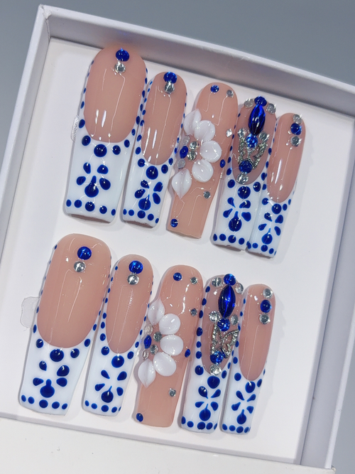 JOnails blue polka dot 3D flower square press-on nails