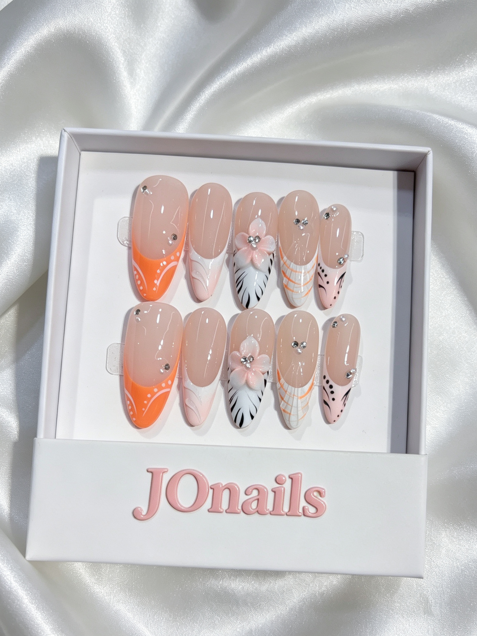 Blue Jewel Fantasy Press-On Nails